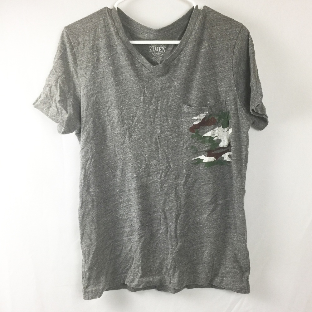 Grey V-neck With Camo Pocket Size Medium/Large